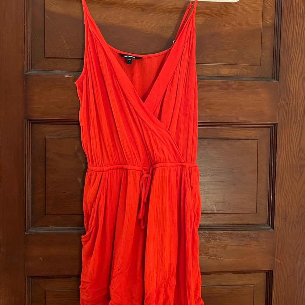 Red Express romper - Picture 2 of 6